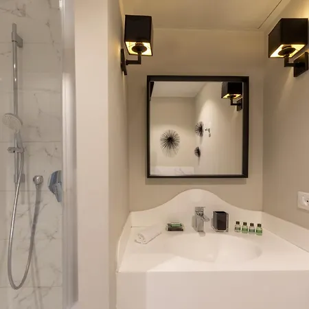 Guest house Daplace - Corso Monforte Milan