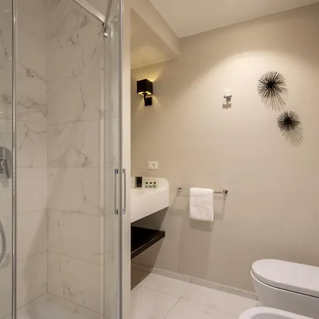 Guest house Daplace - Corso Monforte 3*
