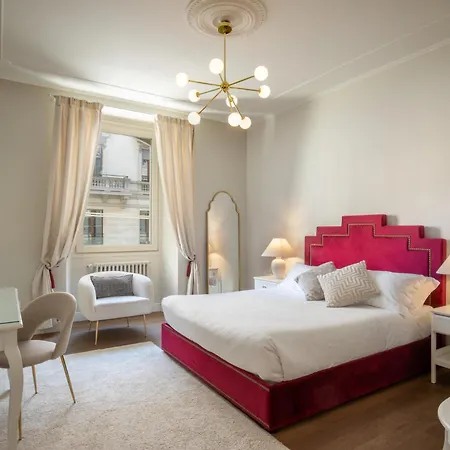 Daplace - Corso Monforte Guest house