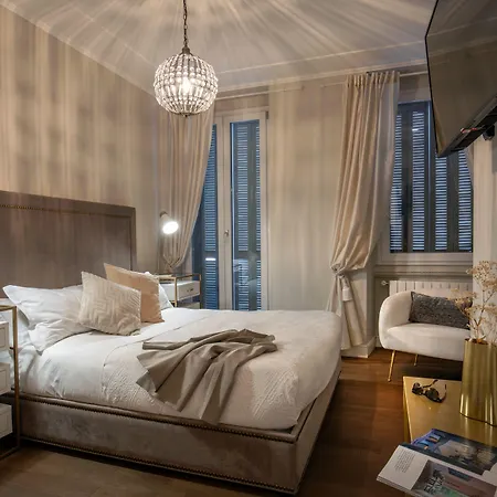 Guest house Daplace - Corso Monforte 3*