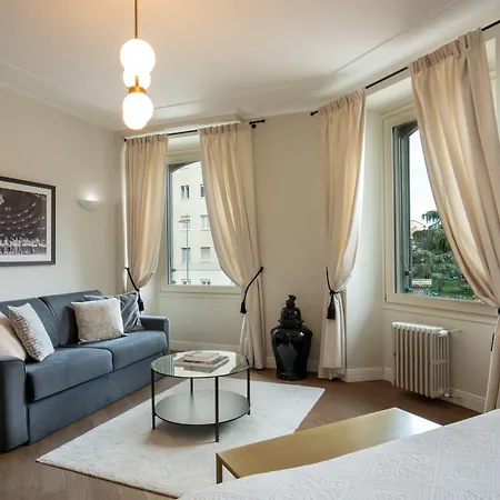 Daplace - Corso Monforte Guest house