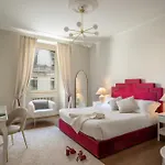 Daplace - Corso Monforte 3*